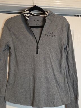 Fox Grey Pullover with Printed Logo